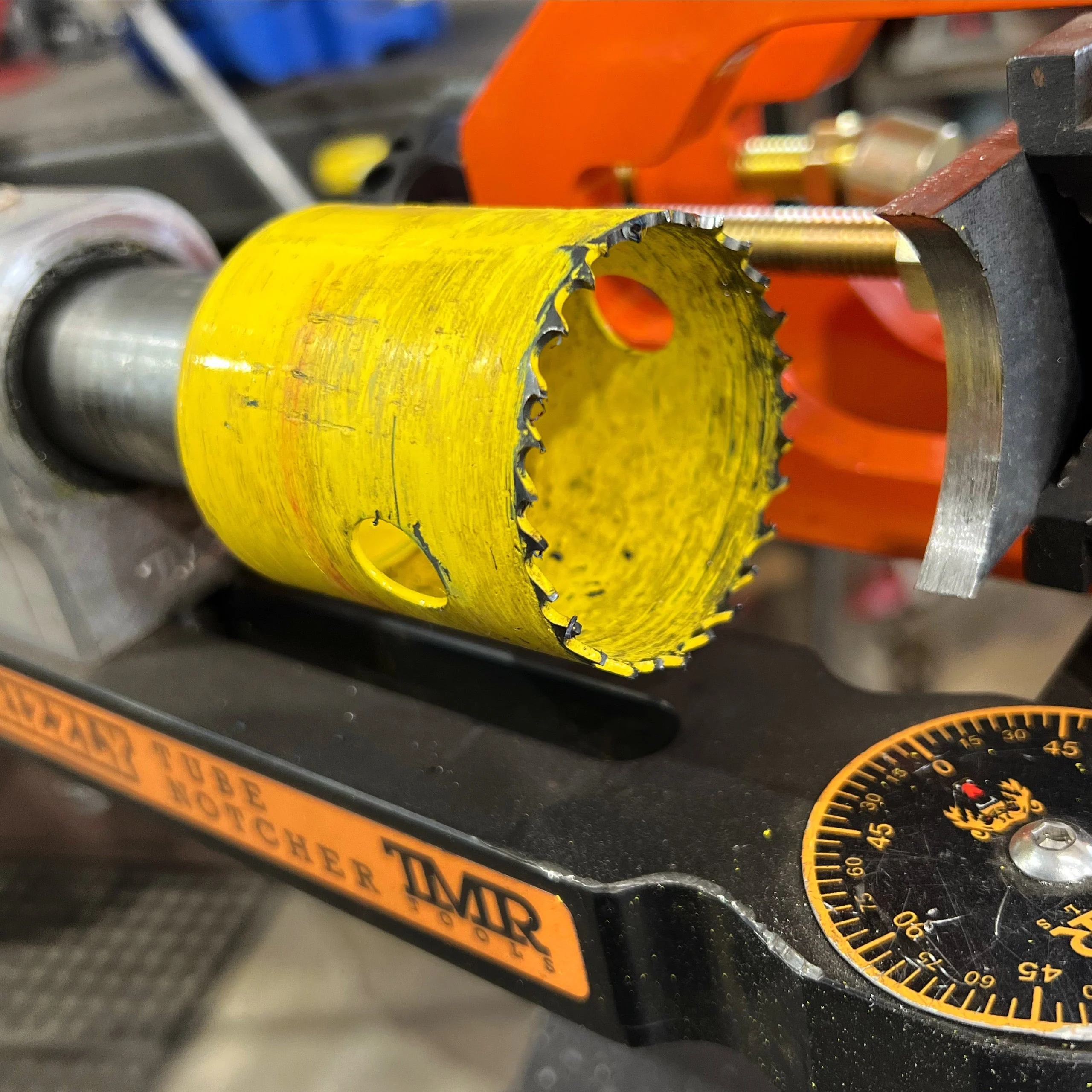 THE GRIZZLY Hole Saw Tube Notcher - Image 12